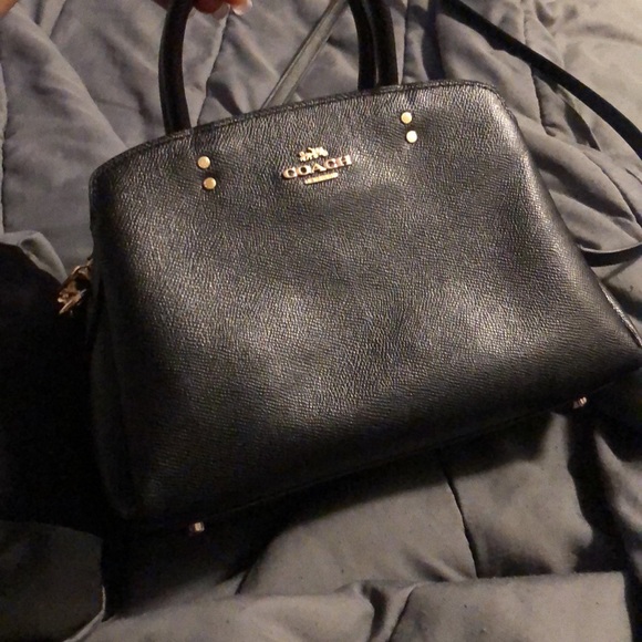 New barely used Medium Sized Coach bag - Picture 2 of 5